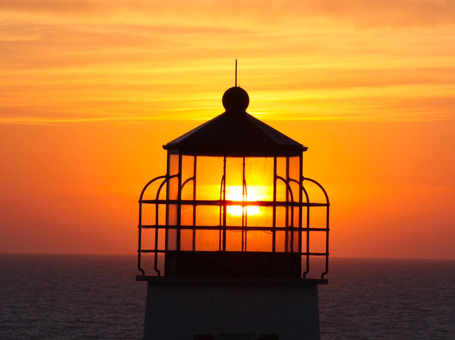 d-Full-Moon-Climb-at-Cape-St.-George-Lighthouse@2x-1-YFxFH5.tmp_